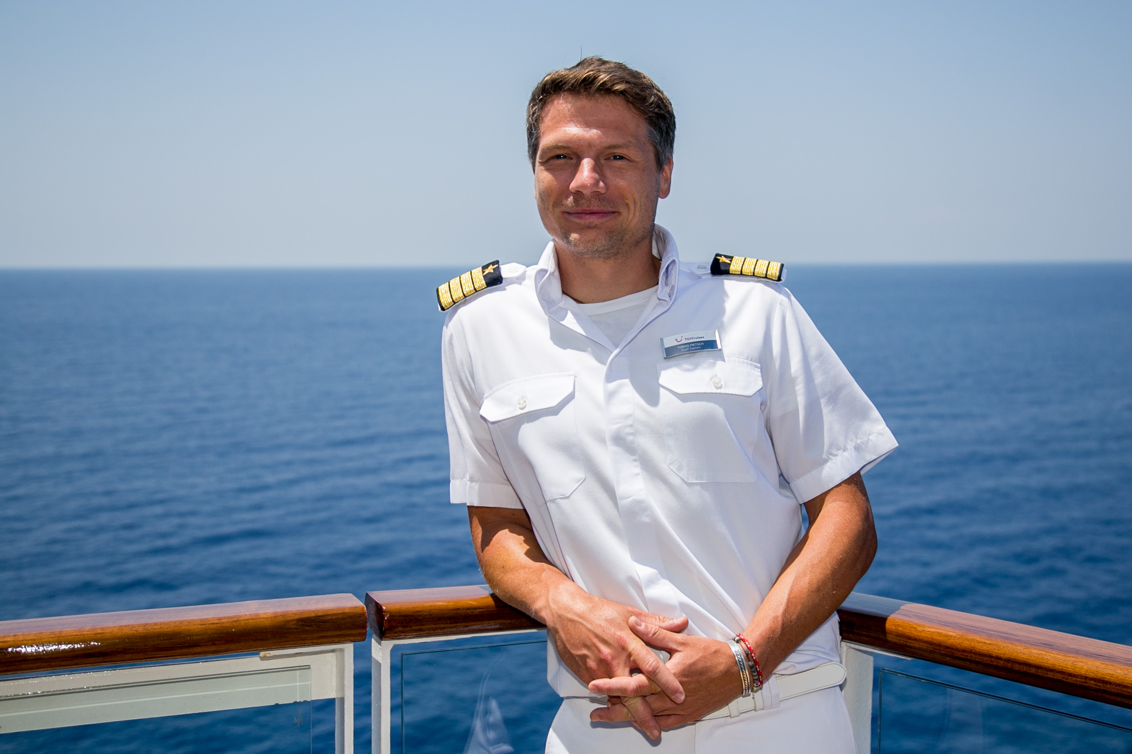 TUI Cruises Staff Captain Tobias Pietsch an Bord der Mein Schiff