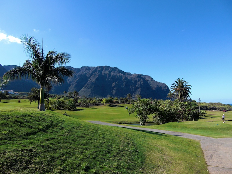 Der BuenaVista Golfplatz in der Isla Baja, dem Tiefland im äußeren Nordwesten Teneriffas.