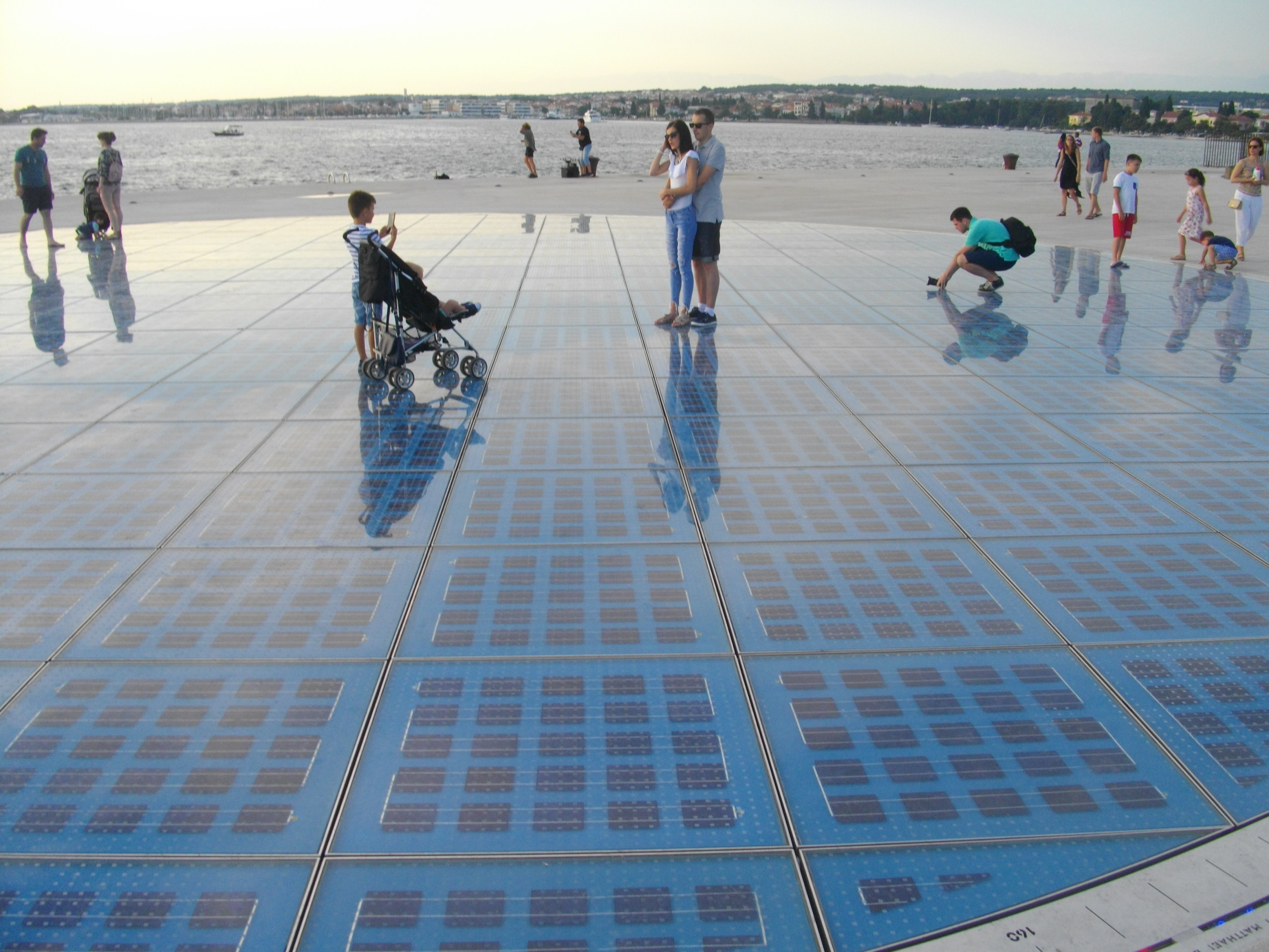 Solarkunstwerk „Gruß an die Sonne“ in Zadar